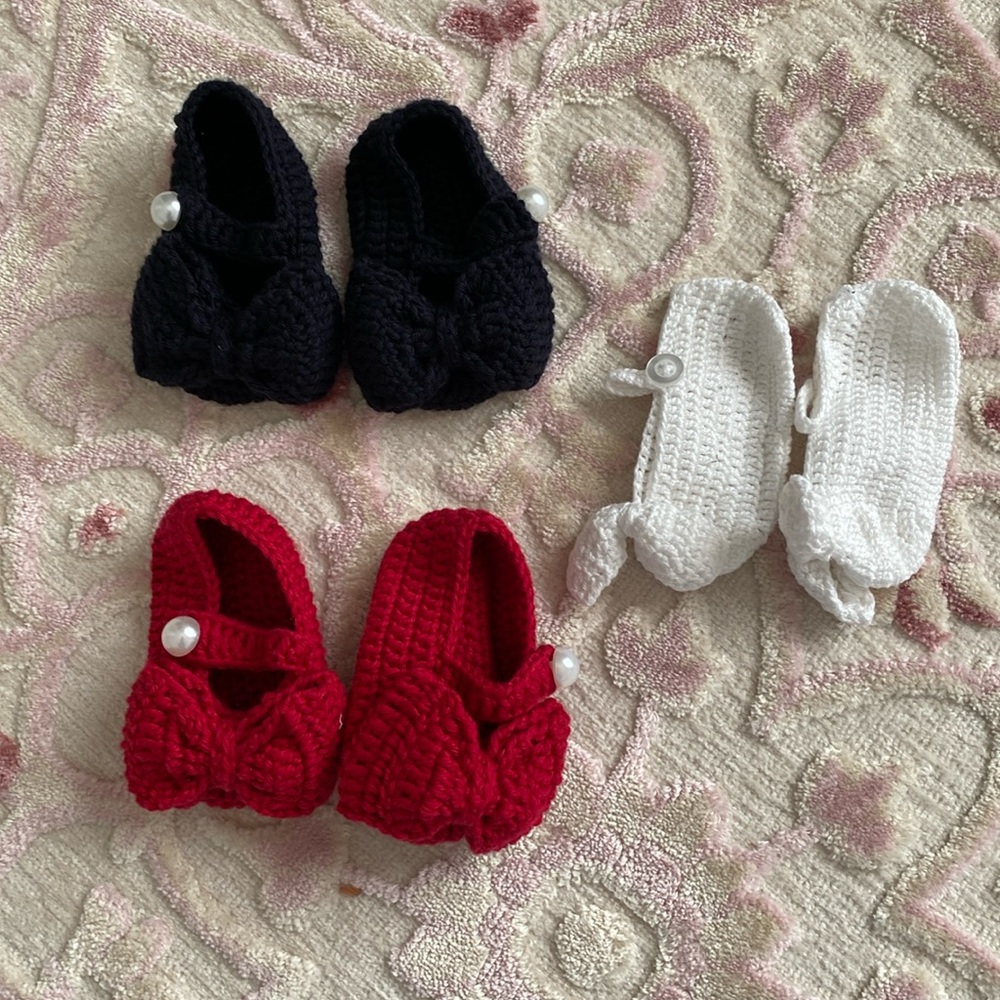 Hand Crochet Baby Booties, Size 0-3 months